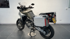 Ducati Multistrada 1200 Enduro Red